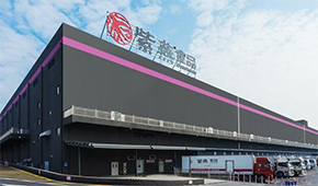 創始人退位、女婿掌大權，紫燕食品加速出海“飛”向全球